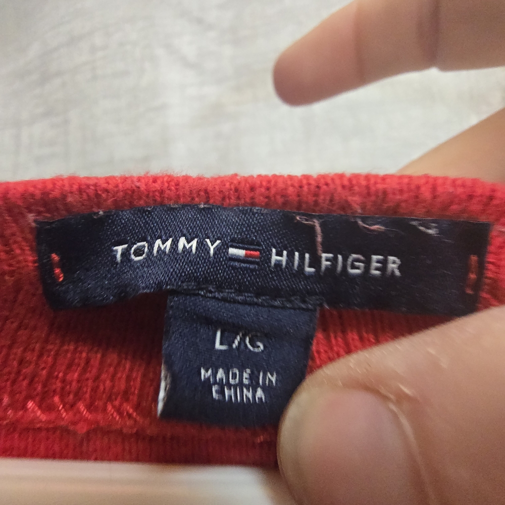 Tommy Hilfiger Women's Red Sweater - Picture 3 of 6